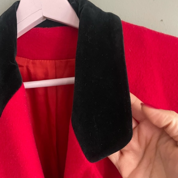 Wool Elegant Red Women's Coat - Picture 4 of 13